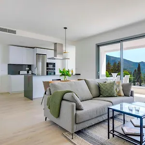 With A View Apartment